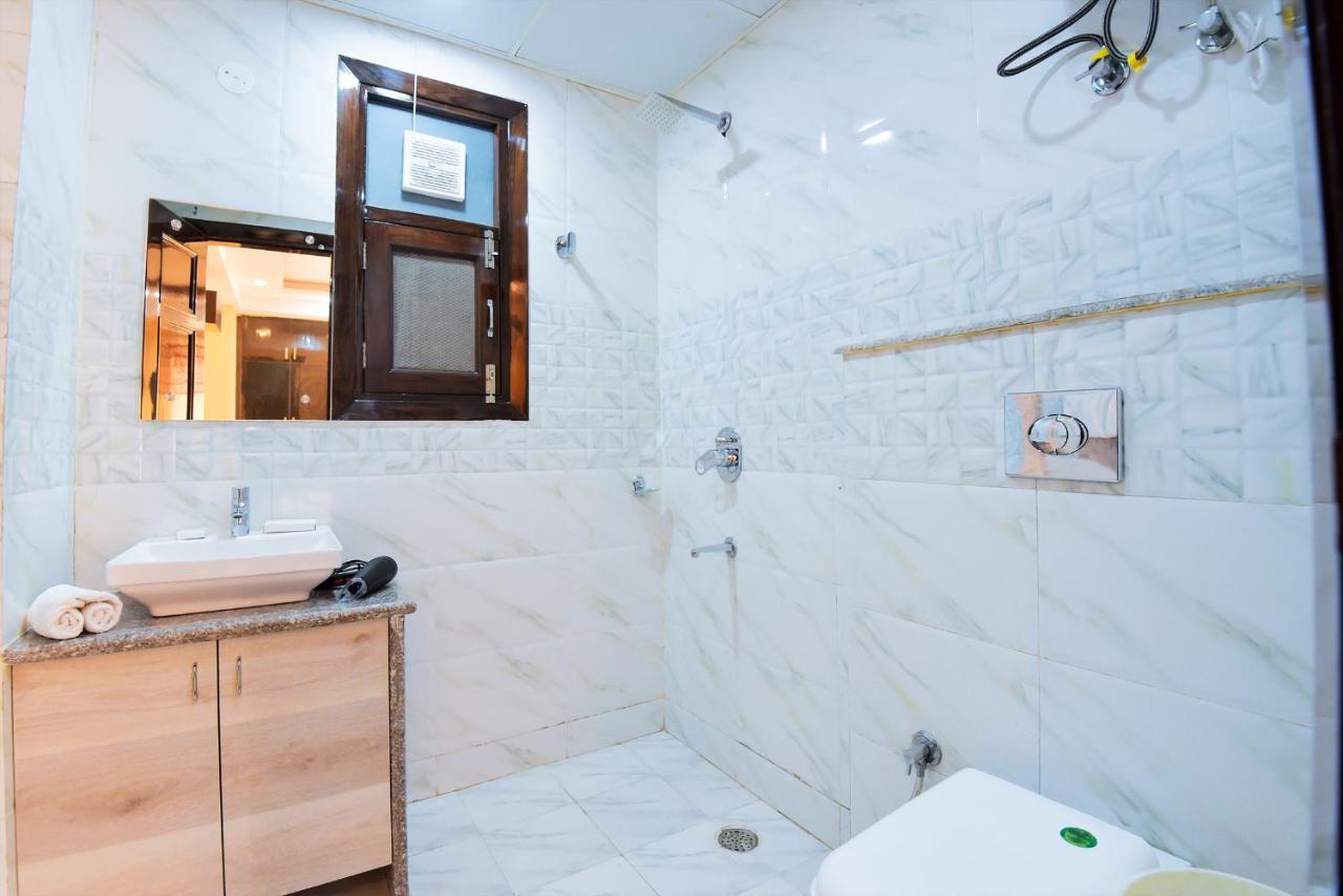 Bedchambers Medicity Serviced Apartments In Gurgaon Ngoại thất bức ảnh