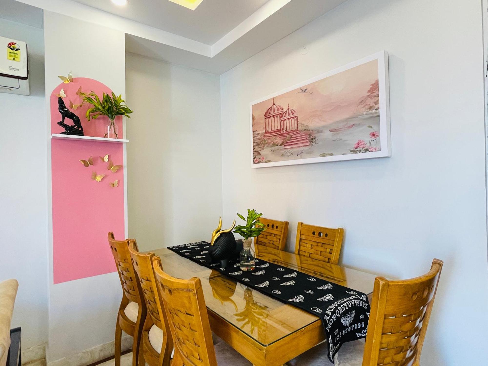 Bedchambers Medicity Serviced Apartments In Gurgaon Ngoại thất bức ảnh